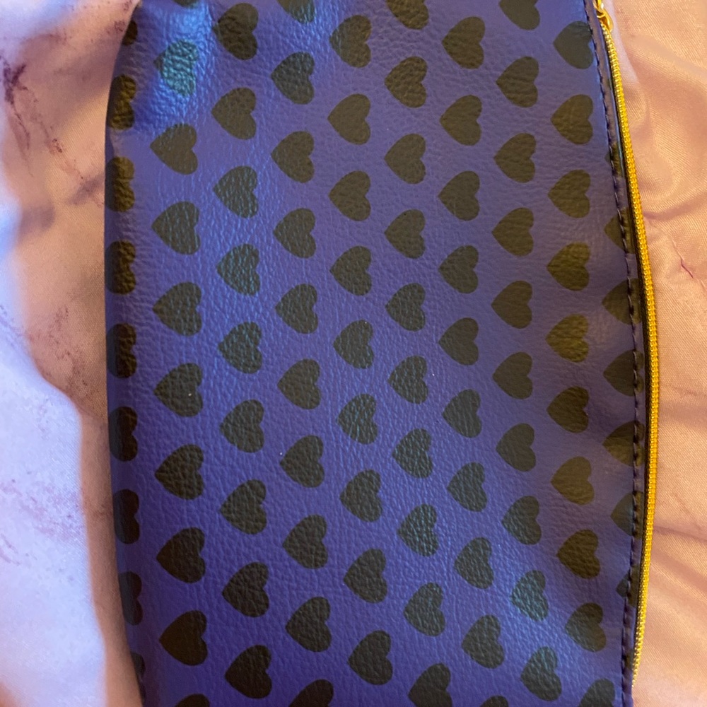 Ipsy makeup bag